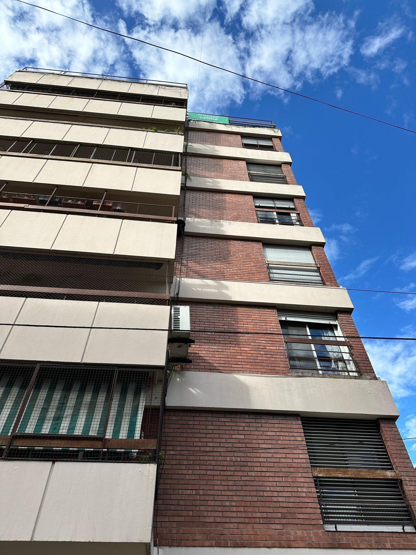 PISO 160 M2 CON BALCÓN TERRAZA Y COCHERAS /Ref: 340 