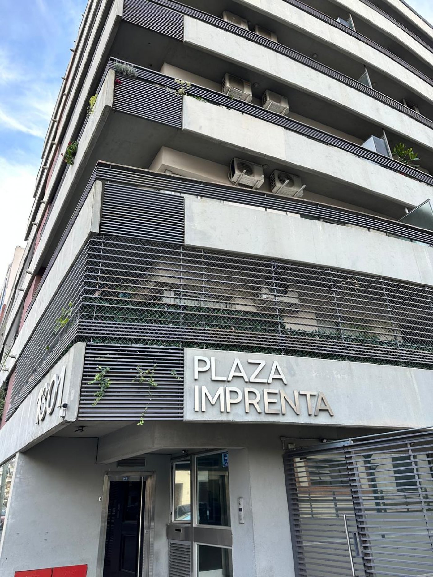 VENTA DEPARTAMENTO EN EDIFICIO IMPRENTA /Ref: 351